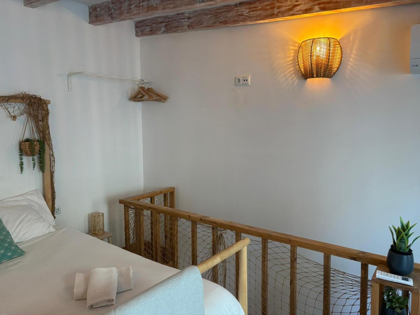 Private Terrace-Romantic-Sea, Castle Views-Central Alicante Exterior foto